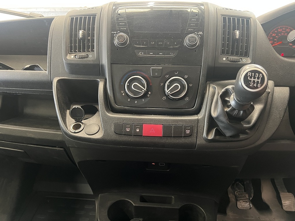 Peugeot Boxer 2.2 Bluehdi 335 Built For Business Tipper Dies White #6