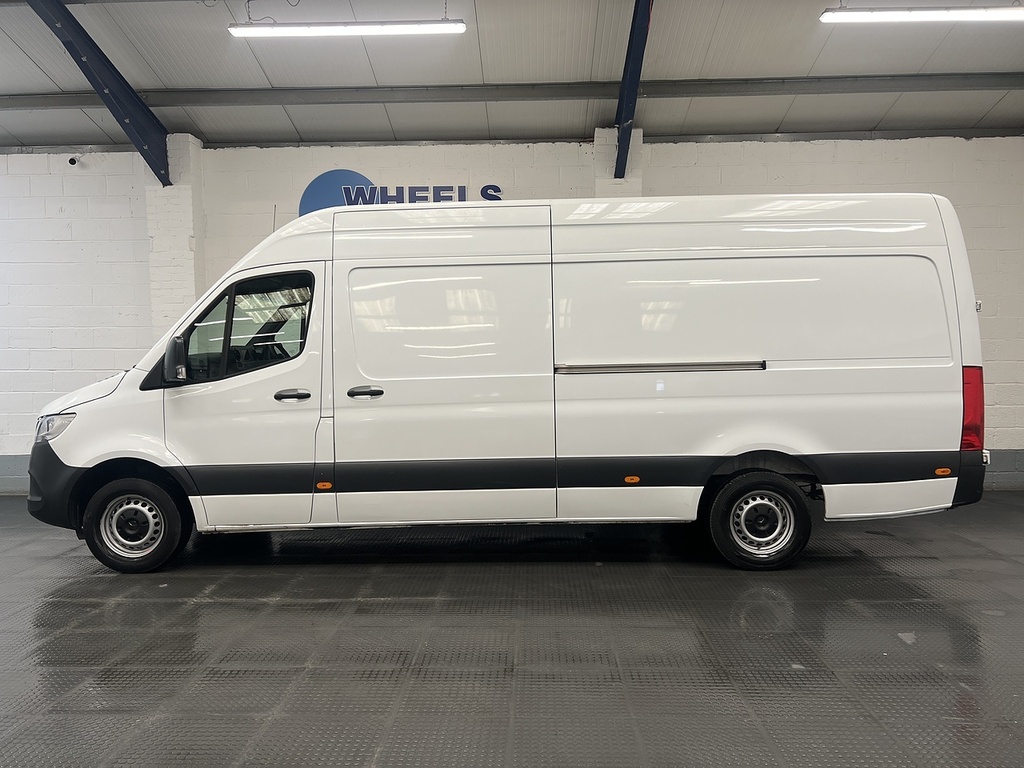 Mercedes-Benz Sprinter 2.0 315 Cdi Progressive Panel Van Manua White #2