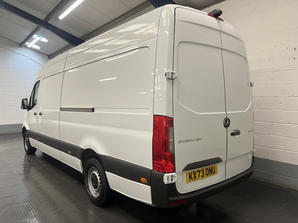 Mercedes-Benz Sprinter 2.0 315 Cdi Progressive Panel Van Manua White #3