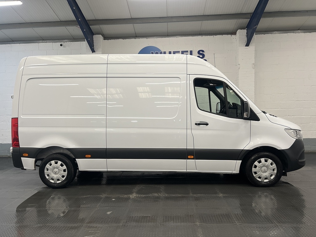 Mercedes-Benz Sprinter 2.0 315 Cdi Premium Panel Van G-tronic White #6