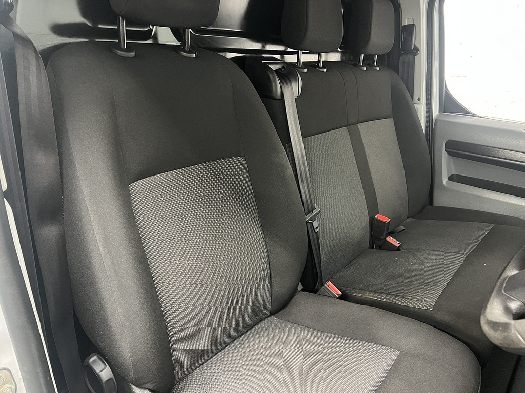 Vauxhall Vivaro 3100 2.0D 145Ps Elite H1 Van Grey #9
