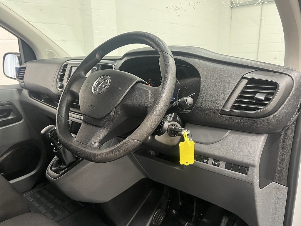Vauxhall Vivaro 3100 2.0D 145Ps Elite H1 Van Grey #11