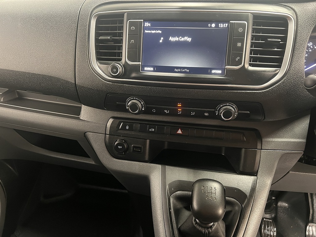 Vauxhall Vivaro 3100 2.0D 145Ps Elite H1 Van Grey #17