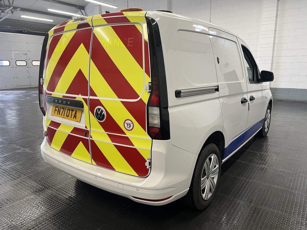 Volkswagen Caddy 2.0 Tdi C20 Commerce Plus Panel Van Dsg White #3