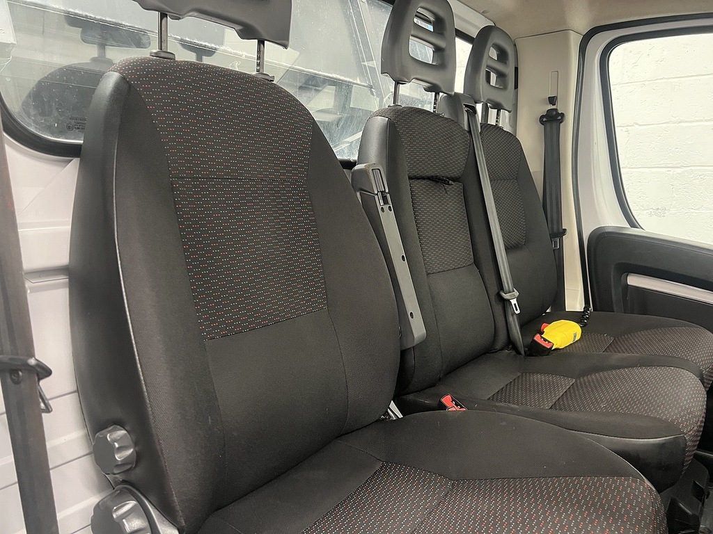 Peugeot Boxer Bluehdi 335 Built For Business White #6