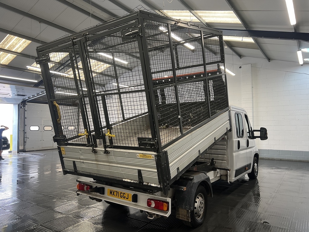 Peugeot Boxer Bluehdi 335 Built For Business White #2