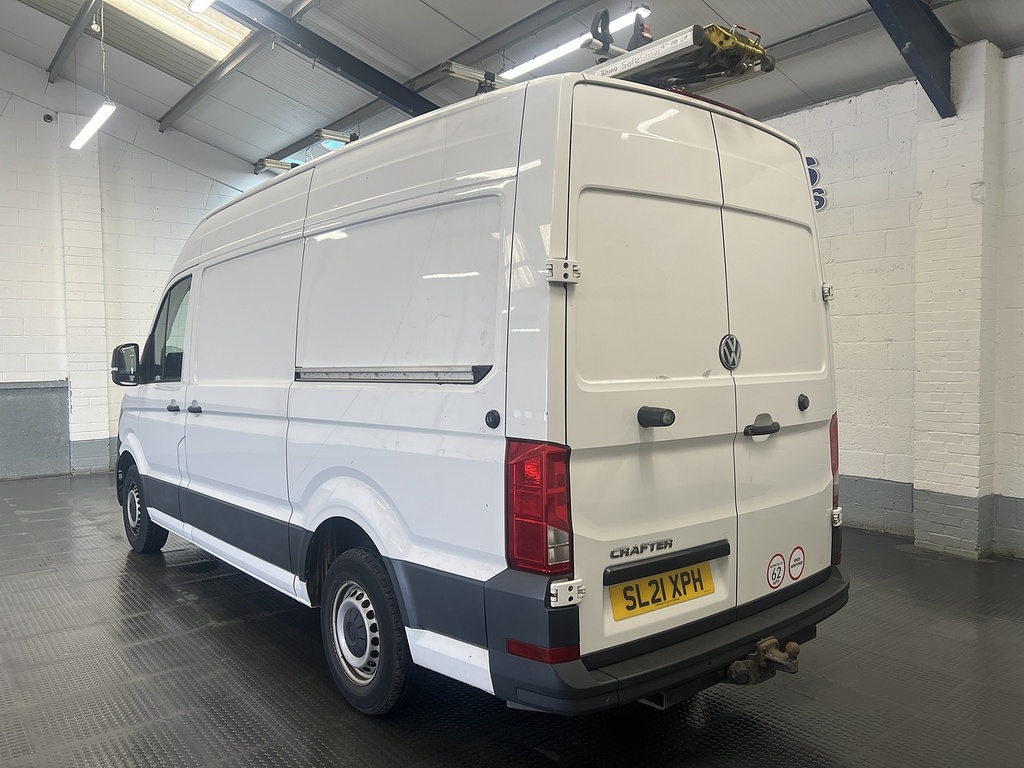 Volkswagen Crafter 2.0 Tdi Cr35 Trendline Panel Van White #2