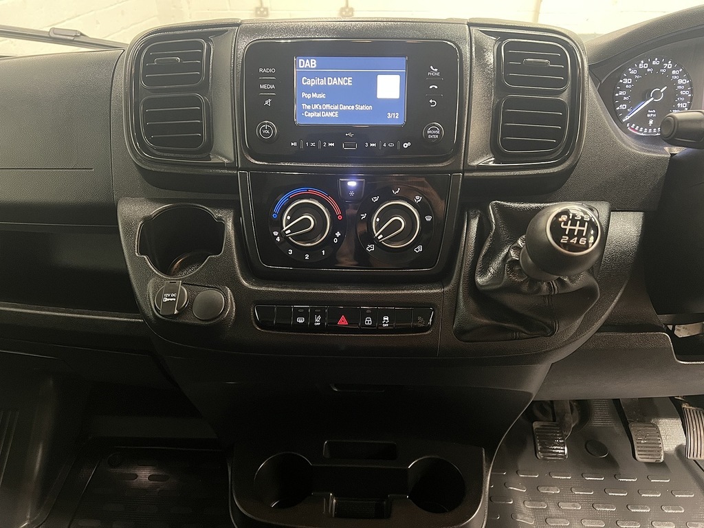 Citroen Relay Citron Relay Enterprise White #17