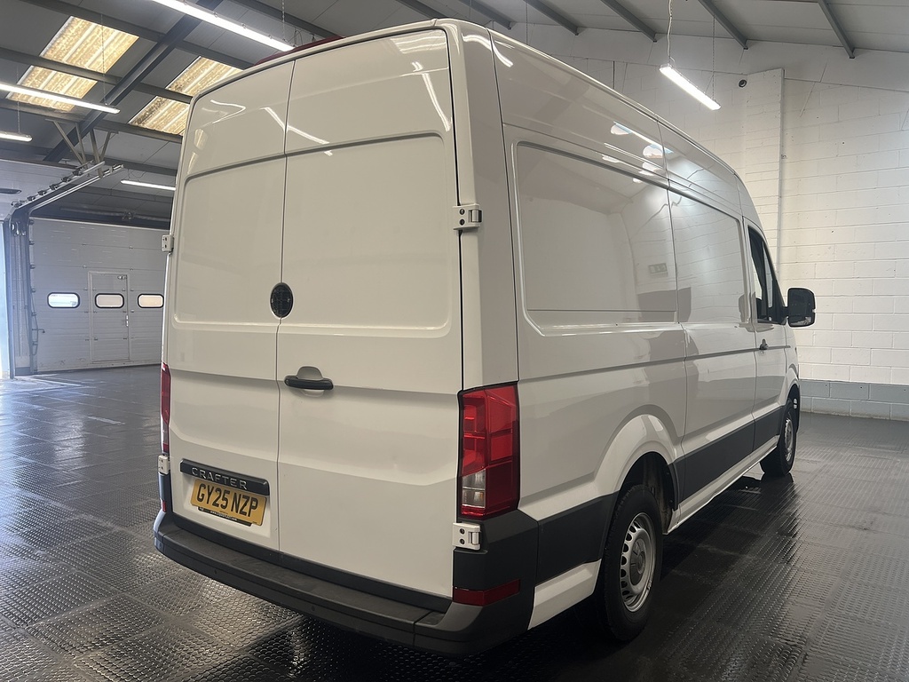 Volkswagen Crafter 2.0 Tdi Cr35 Commerce Panel Van White #3