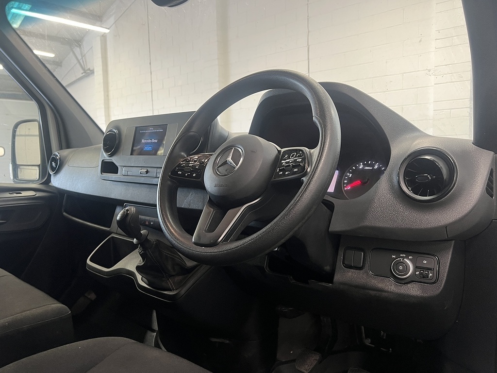 Mercedes-Benz Sprinter 2.0 315 Cdi Progressive Panel Van Manua White #6