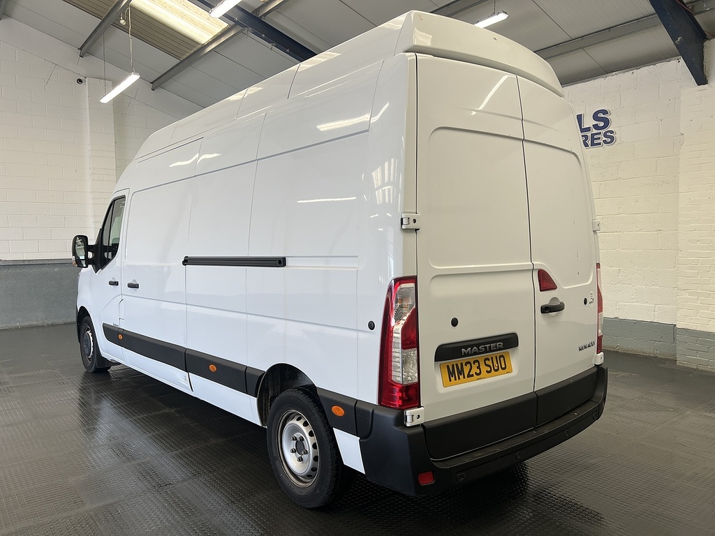 Renault Master 2.3 Dci 35 Business Panel Van Fw White #2