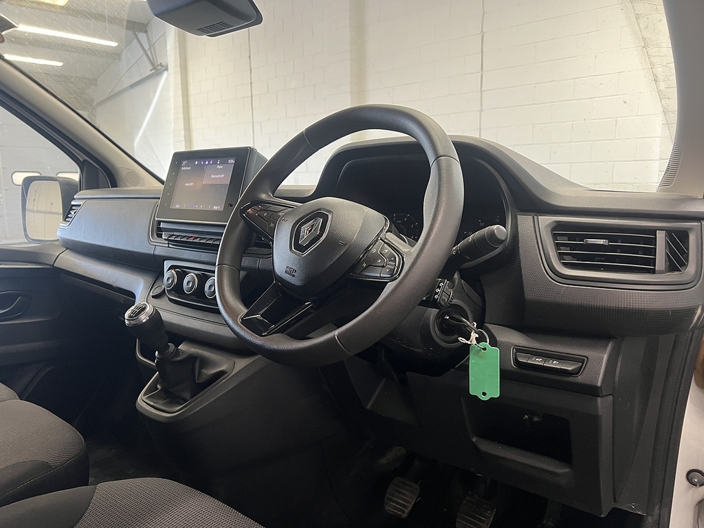 Renault Trafic 2.0 Dci Blue Ll30 Advance Panel Van Man White #5