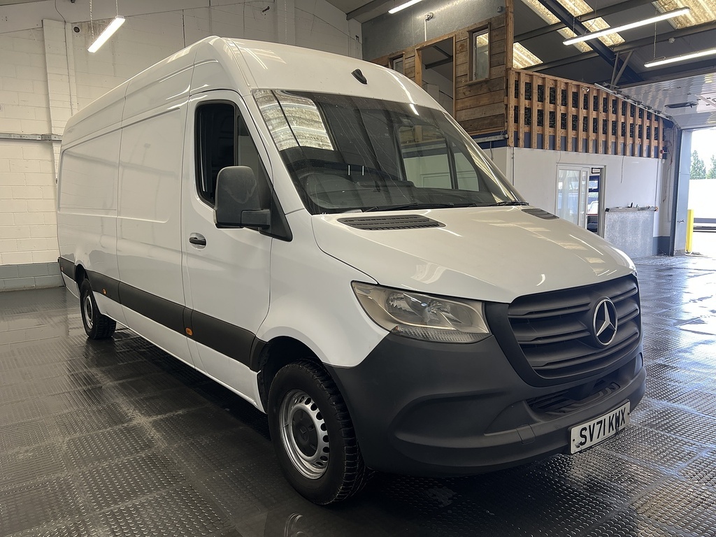 Mercedes-Benz Sprinter 2.1 316 Cdi Progressive Panel Van Manua White #4