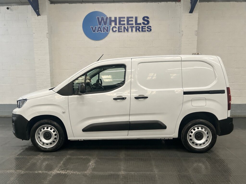 Peugeot Partner 1.5 Bluehdi 1000 Professional Premium Standard P White #2