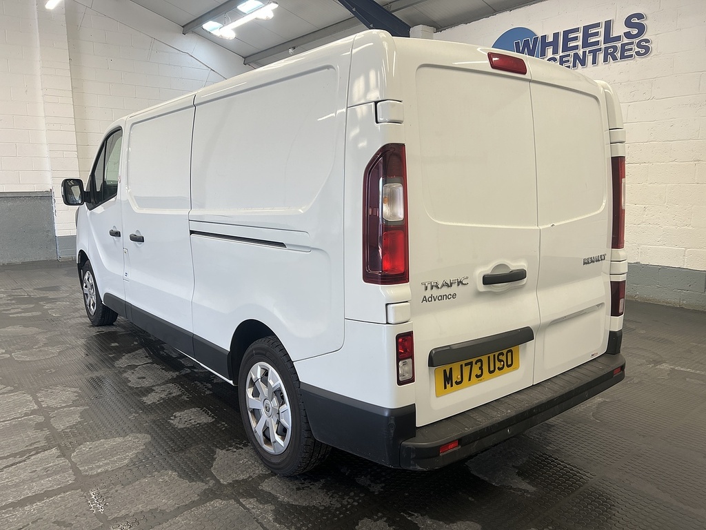 Renault Trafic 2.0 Dci Blue Ll30 Advance Panel Van Man White #2