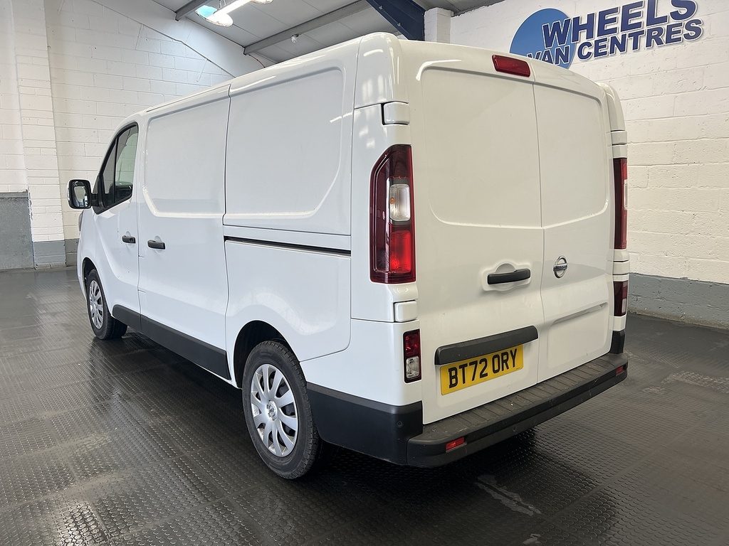 Nissan Primastar 2.0 Dci 28 Acenta Panel Van L1 H White #2
