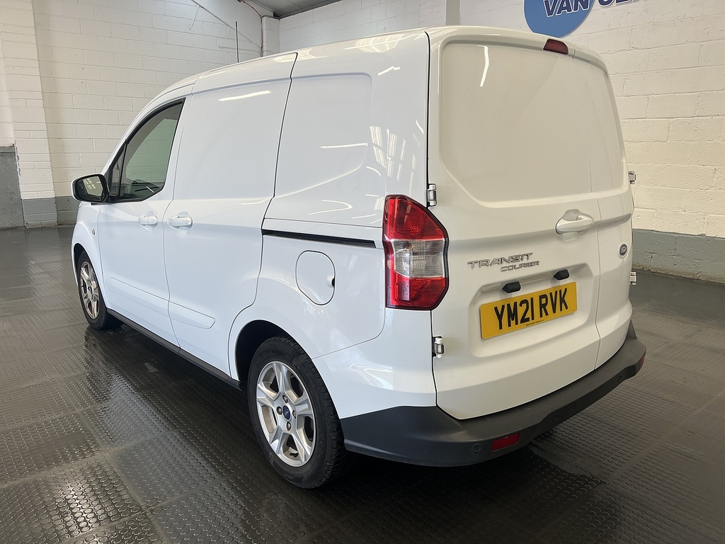 Ford Transit Courier 1.0 Ecoboost Limited Panel Van L White #2