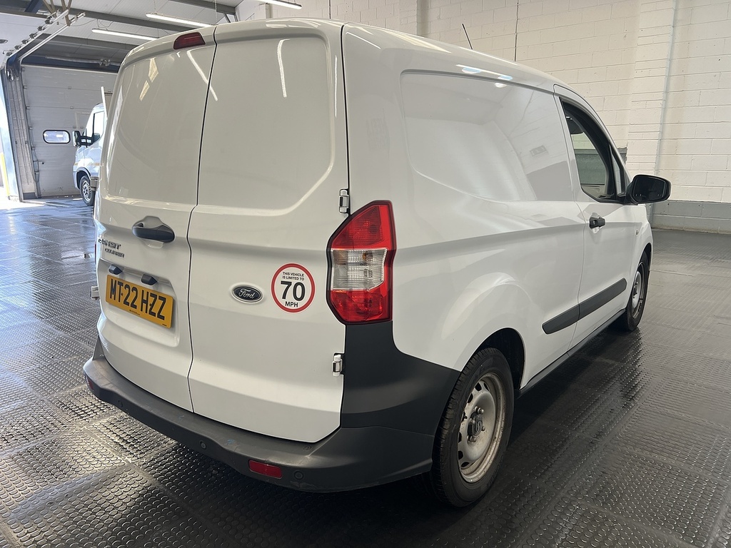 Ford Transit Courier 1.0 Ecoboost Leader Panel Van L1 White #3