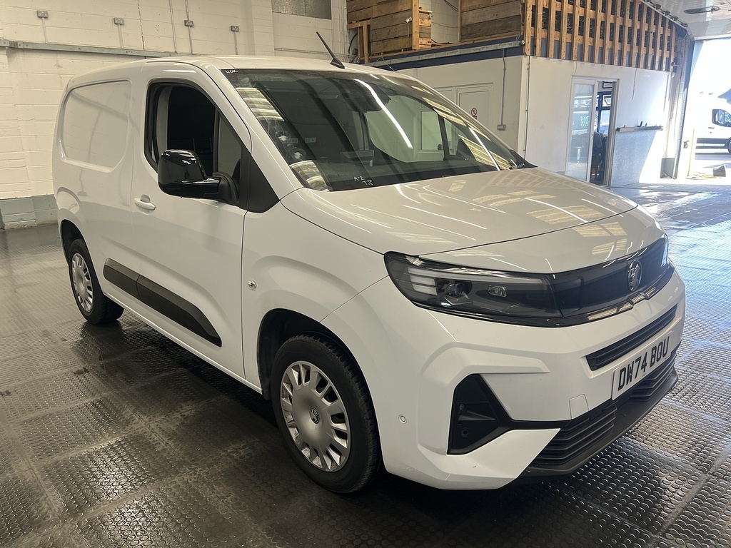 Vauxhall Combo 1.5 Turbo D 2300 Pro Panel Van S White #4