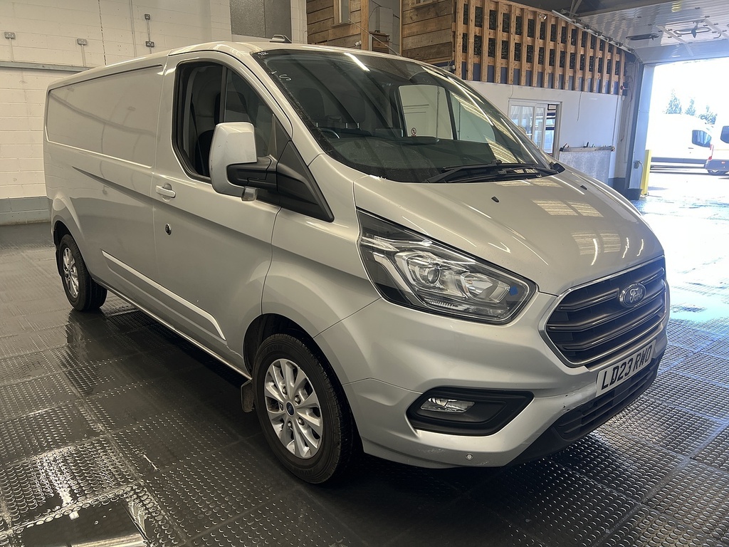 Ford Transit Custom 2.0 300 Ecoblue Limited Panel Van Manua Silver #4