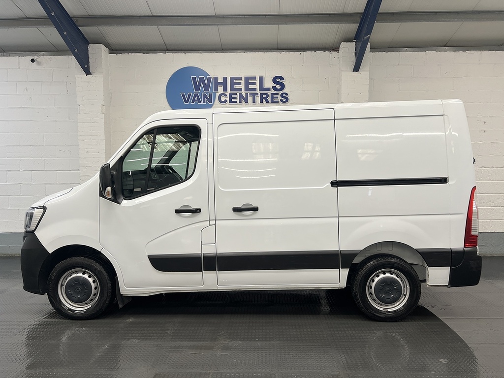 Renault Master Mpv White #2