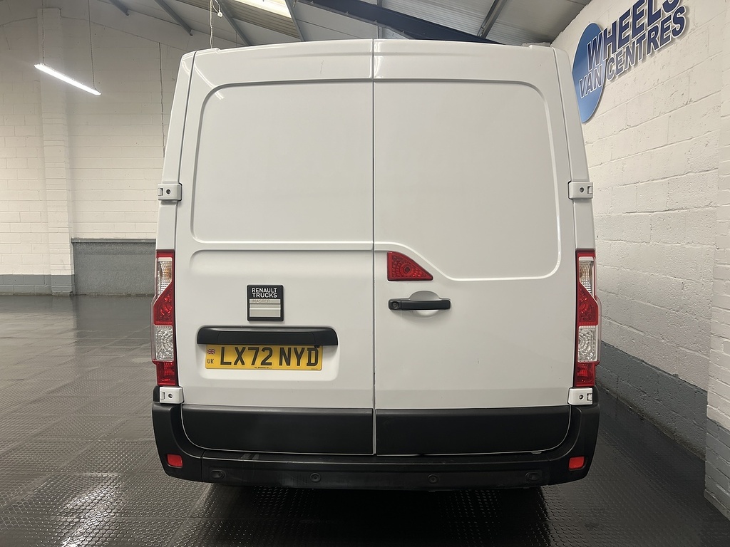 Renault Master Mpv White #4