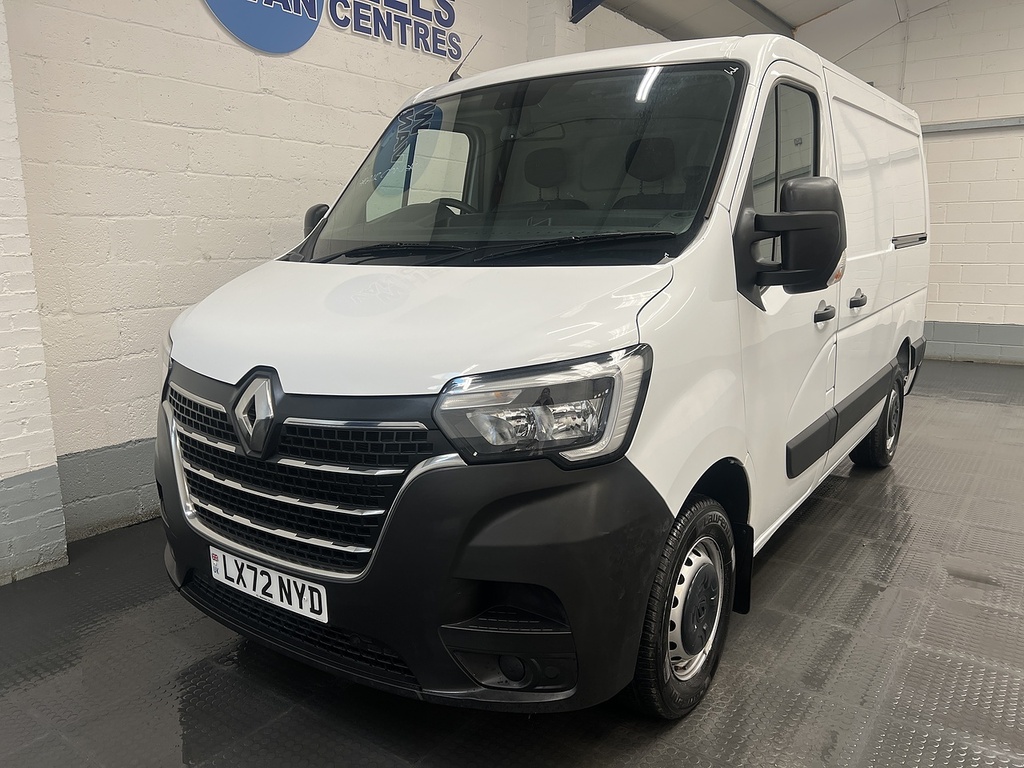 Renault Master Mpv White