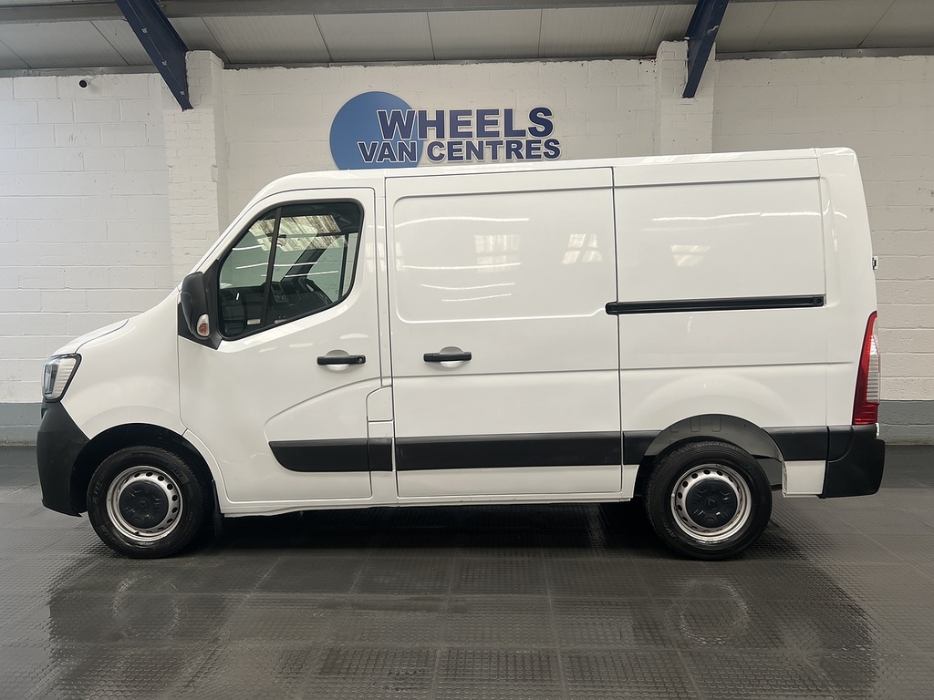 Renault Master Mpv White #2