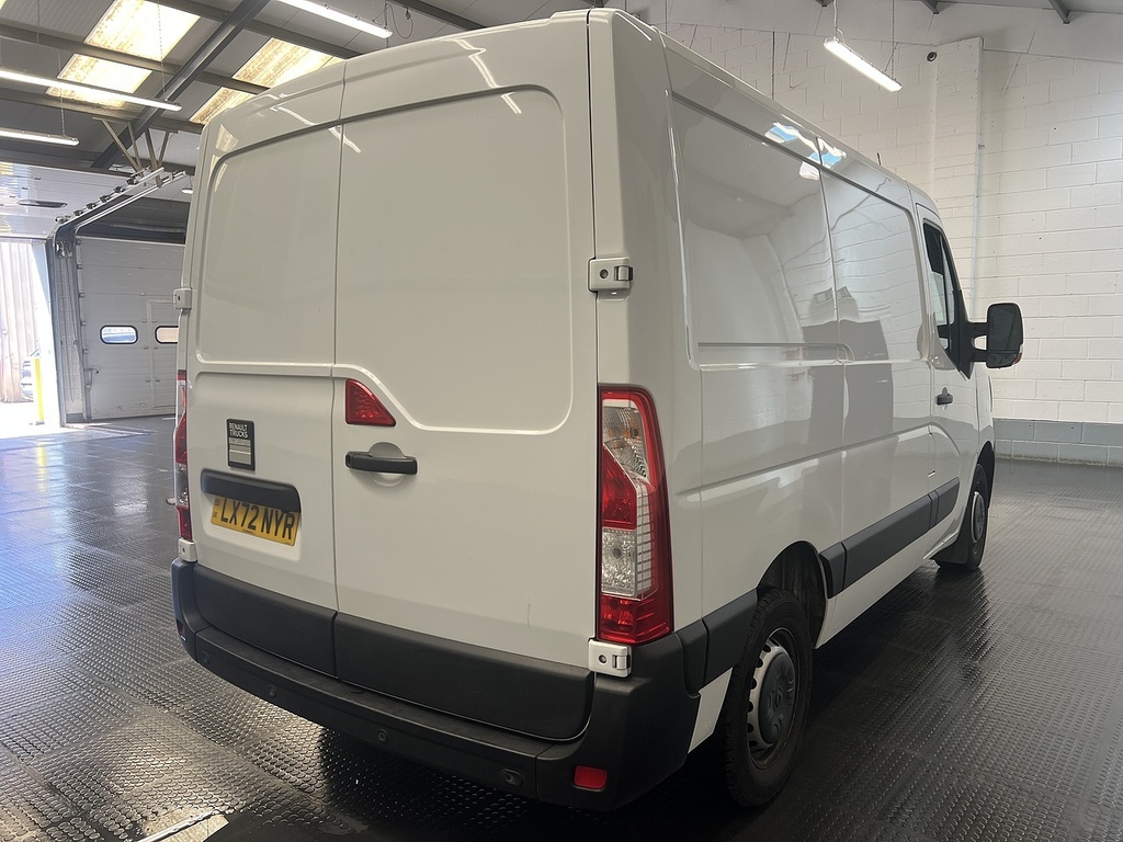 Renault Master Mpv White #3