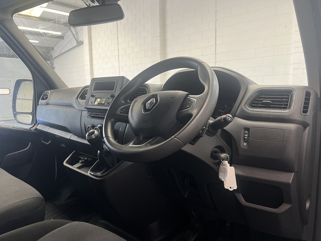 Renault Master Mpv White #6