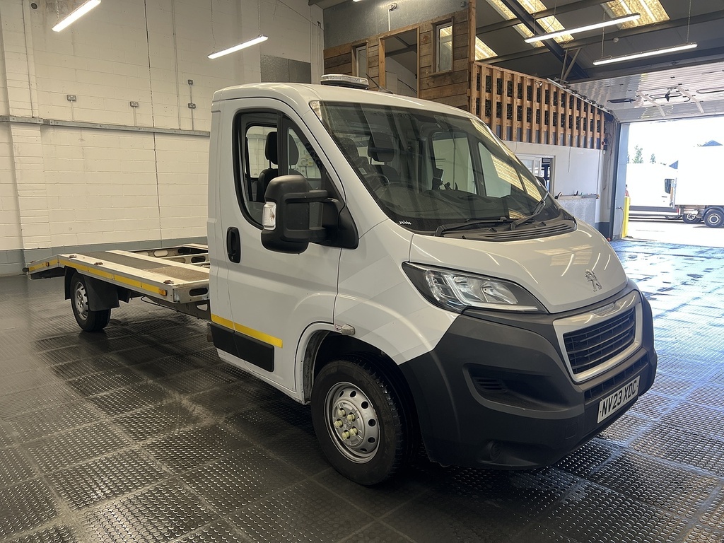 Peugeot Boxer 2.2 Bluehdi 335 Professional Premium Recovery Tr White #2