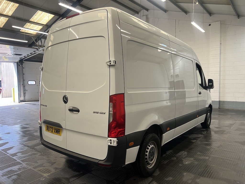 Mercedes-Benz Sprinter 2.0 315 Cdi Progressive Panel Van Manua White #3