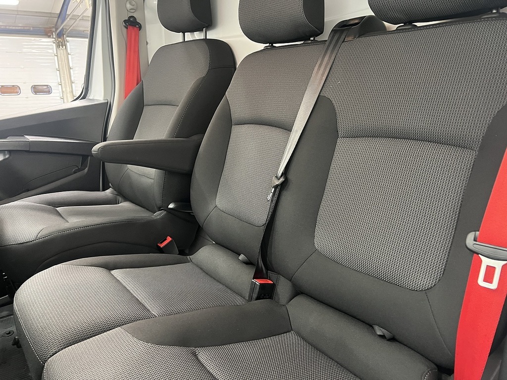 Renault Trafic Sl30 2.0 Dci Business Blue 130Ps White #29