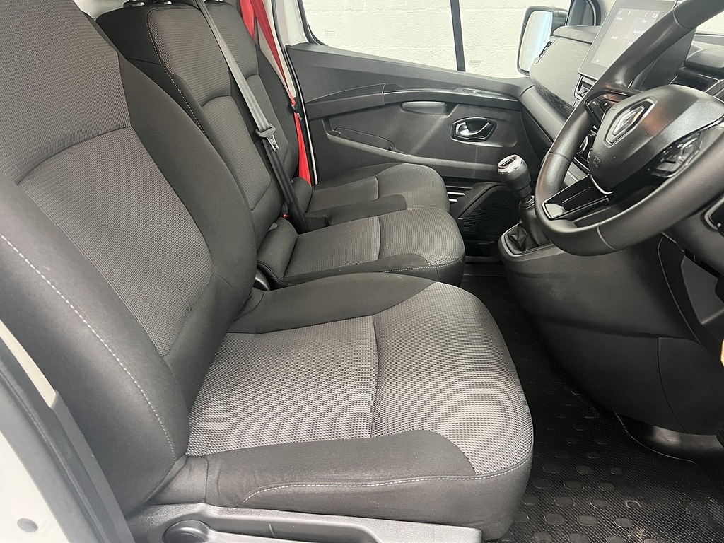 Renault Trafic Sl30 2.0 Dci Business Blue 130Ps White #8