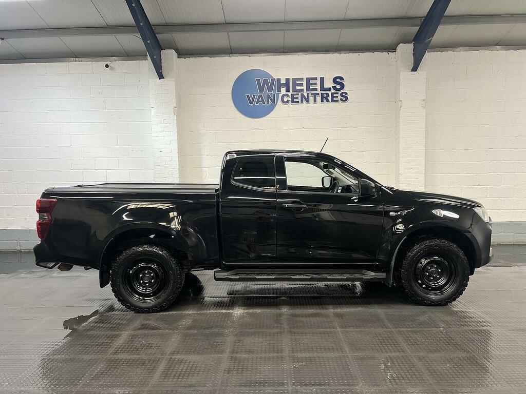 Isuzu D-Max 1.9 Td Utility Pickup Extended Cab Black #6