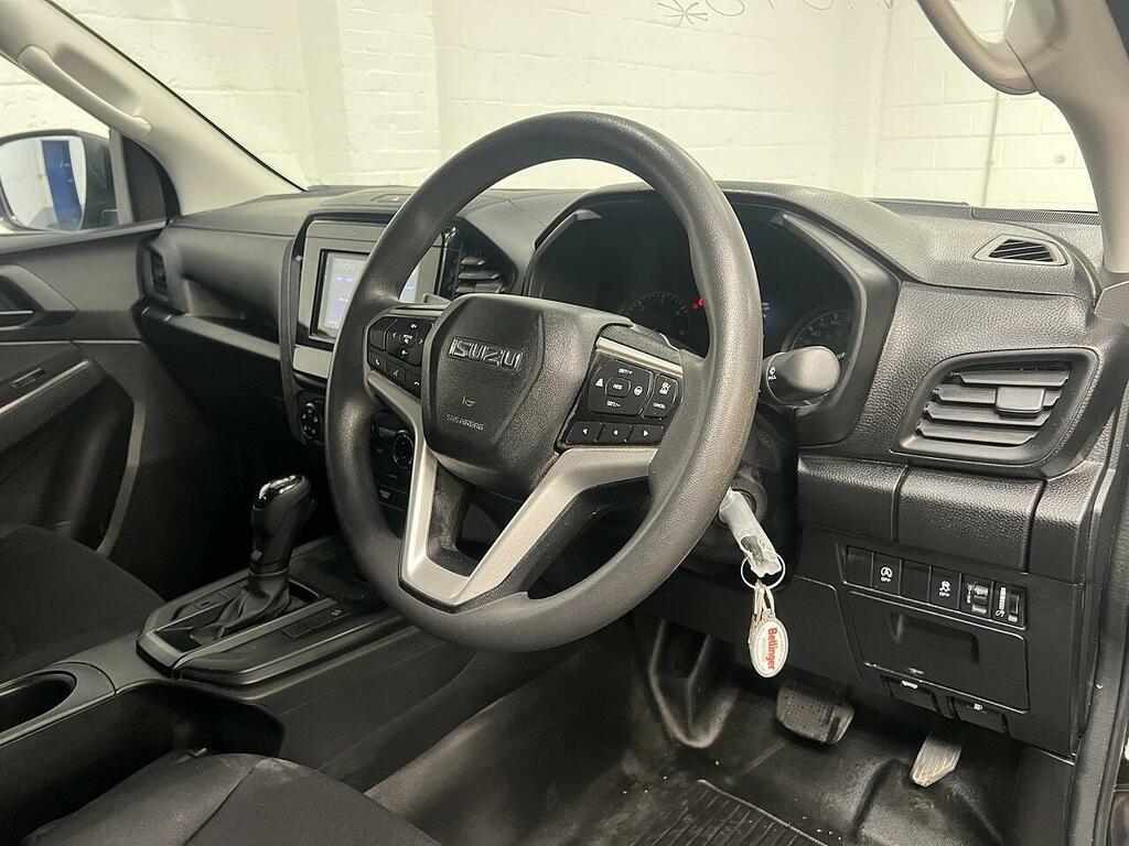 Isuzu D-Max 1.9 Td V-cross 4Wd Euro 6 Ss Red #11