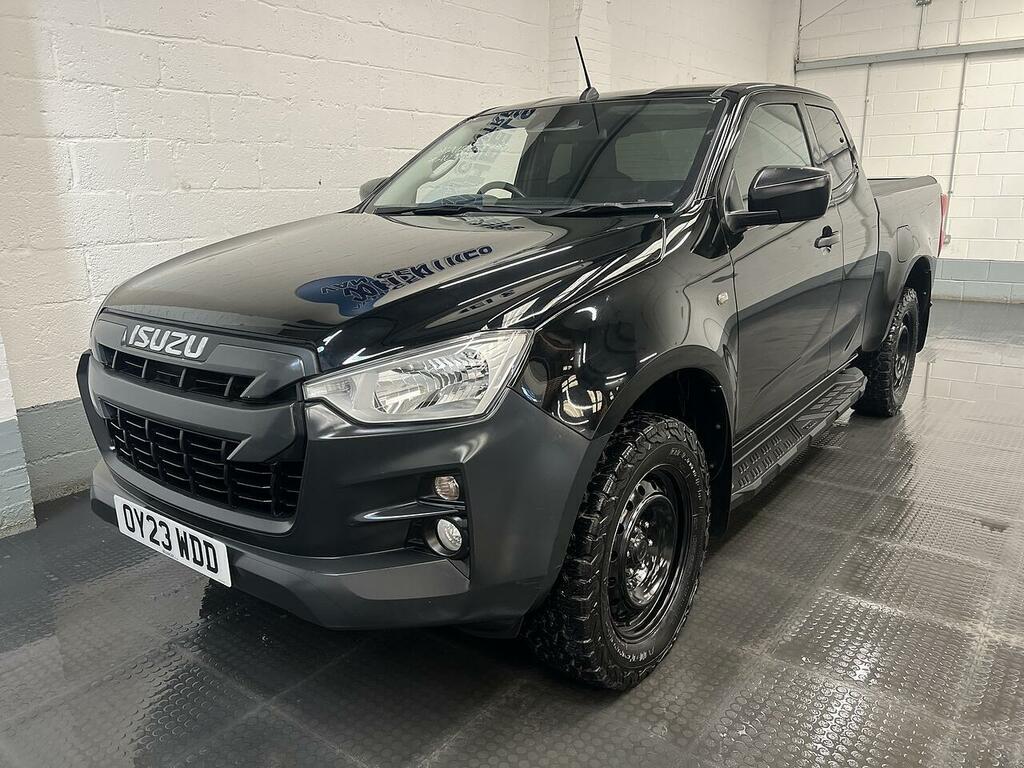 Isuzu D-Max 1.9 Td Utility Pickup Extended Cab Black