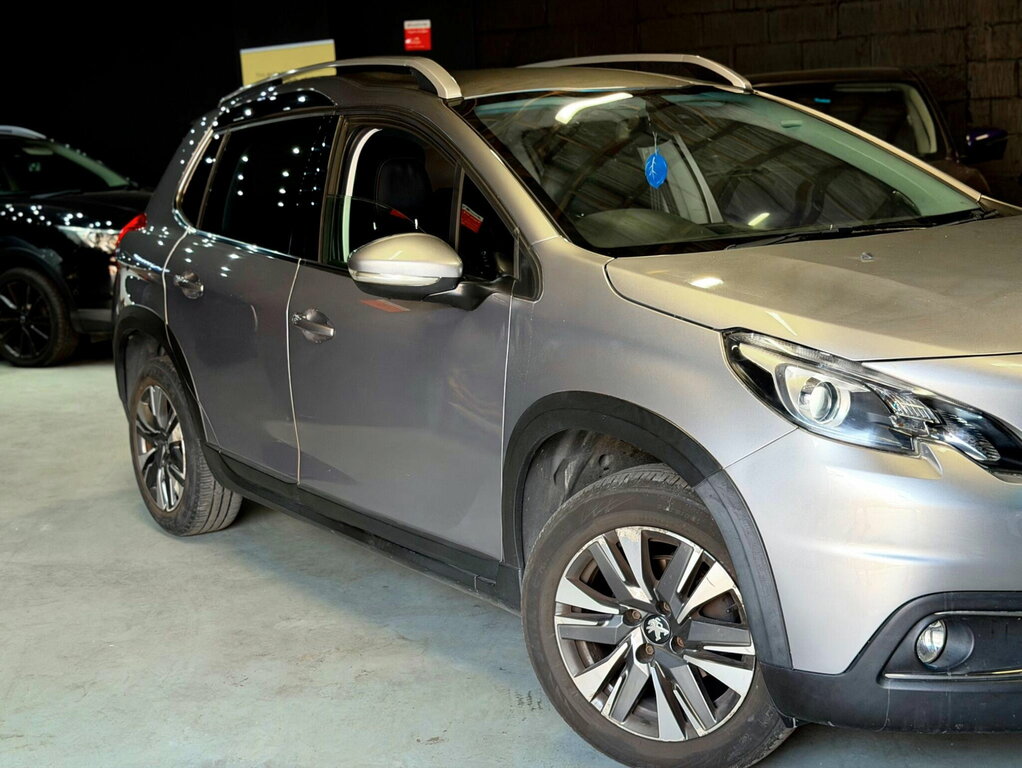 Peugeot 2008 1.2 Puretech Allure Euro 6 Grey #5