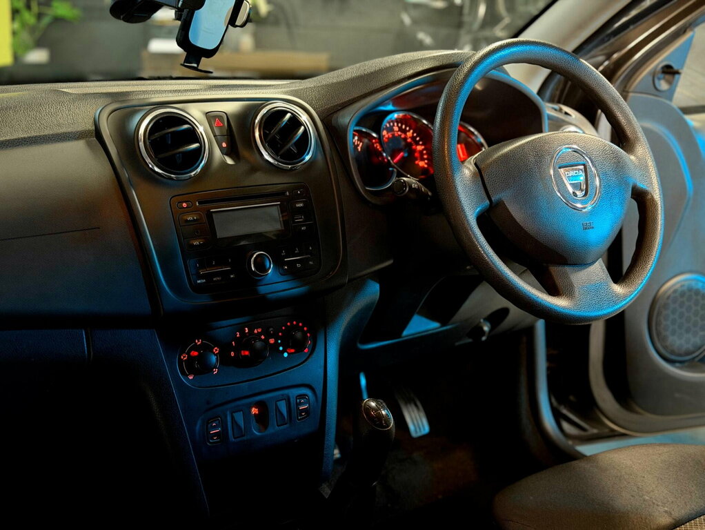 Dacia Sandero 1.2 Ambiance Hatchback Euro 6 7 Black #18