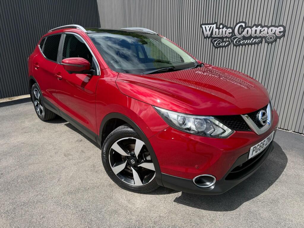 Nissan Qashqai Suv 1.2 Dig-t N-connecta 2Wd Euro 6 Ss 201 Red