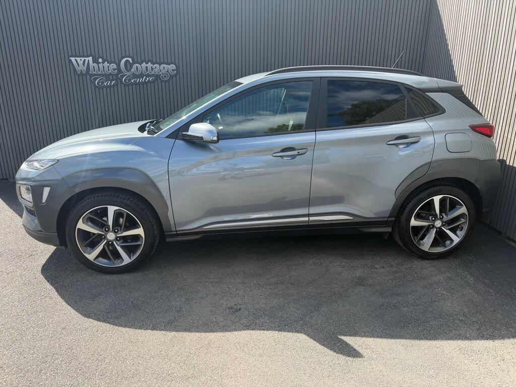 Hyundai Kona Kona Premium Black #8