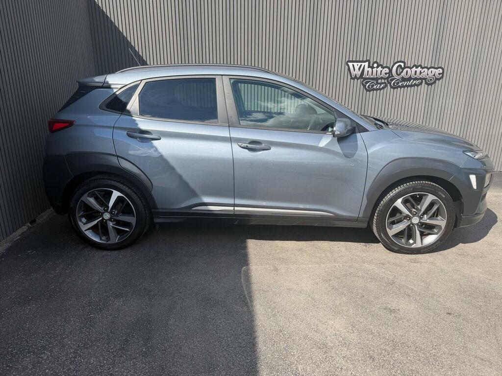 Hyundai Kona Kona Premium Black #7