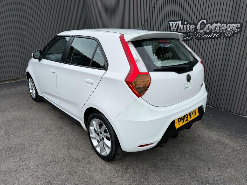 MG MG3 Hatchback 1.5 Vti-tech 3Form Sport Euro 6 Ss PN18WYA White #3
