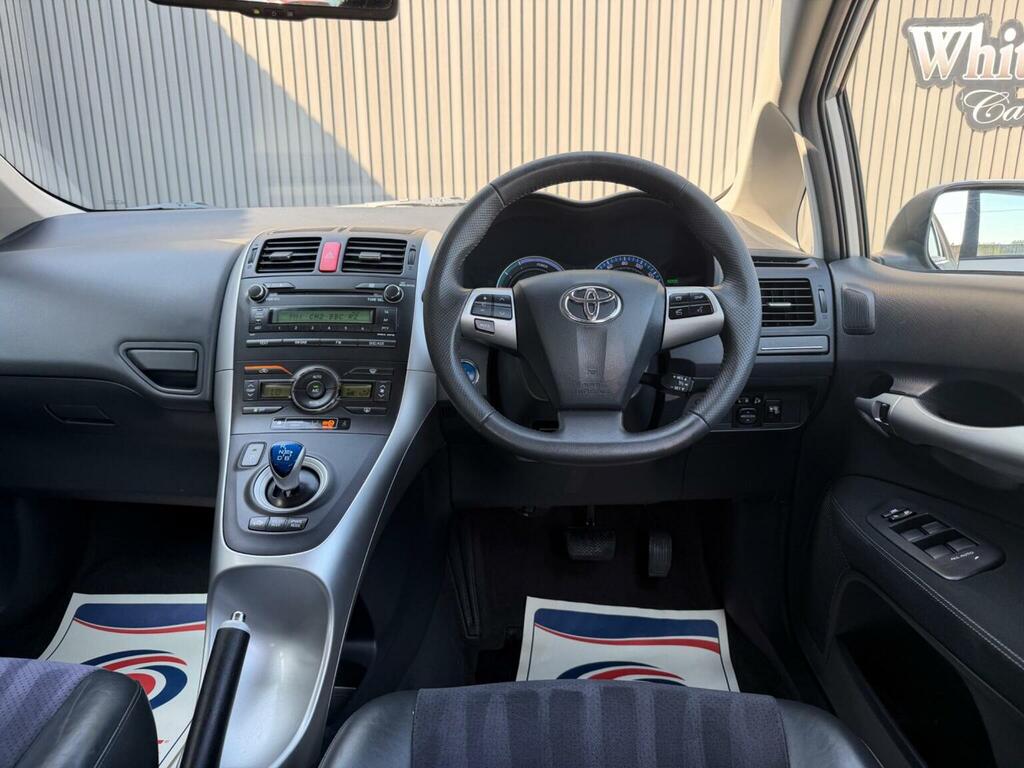 Toyota Auris 1.8 T Spirit 99 Bhp Blue #12