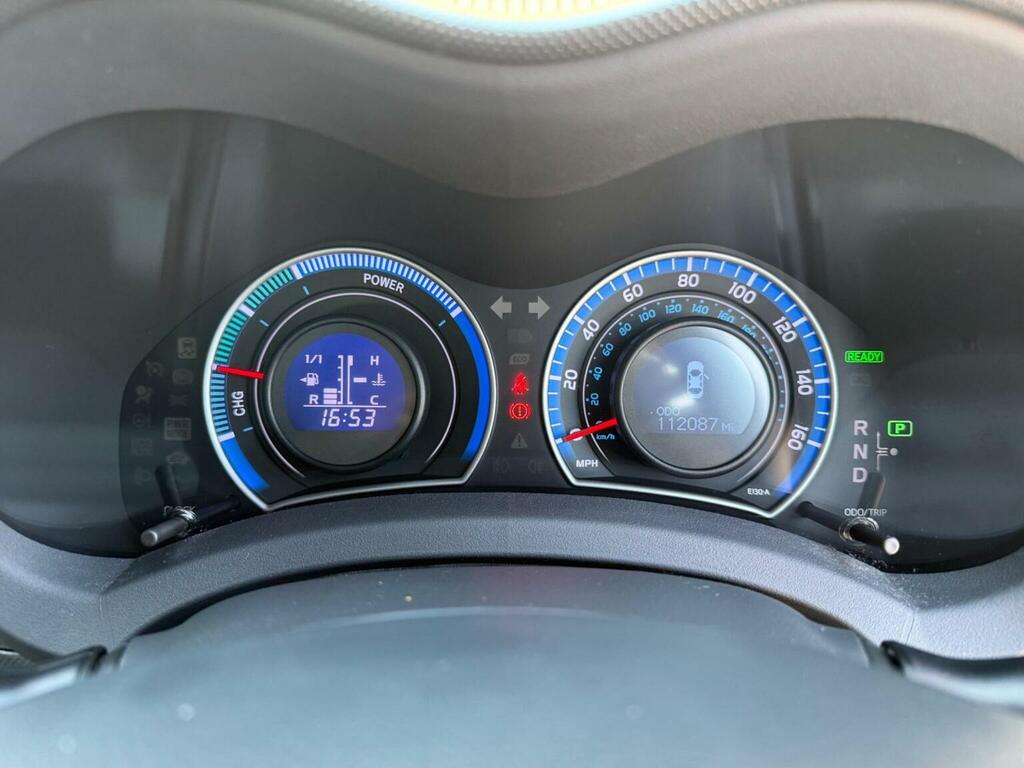 Toyota Auris 1.8 T Spirit 99 Bhp Blue #21