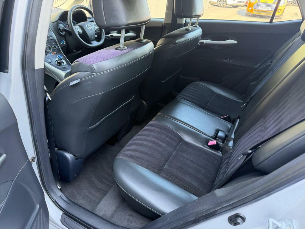 Toyota Auris 1.8 T Spirit 99 Bhp Blue #10