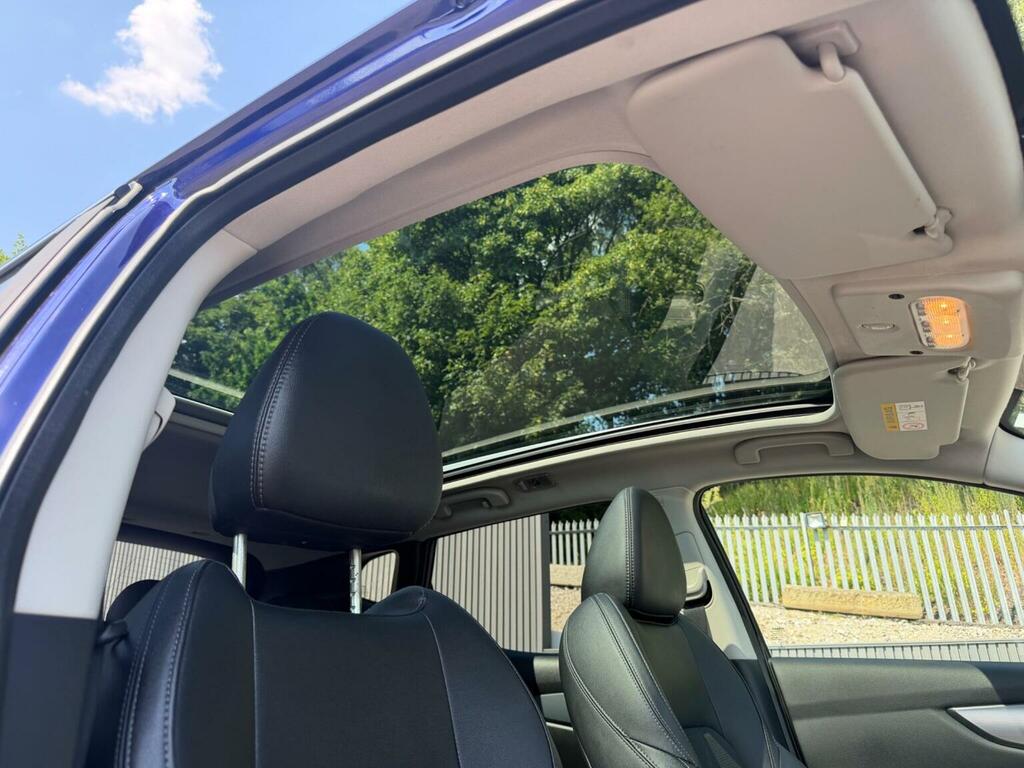 Nissan Qashqai 1.3 Dig-t N-connecta Glass Roof Pack Blue #9