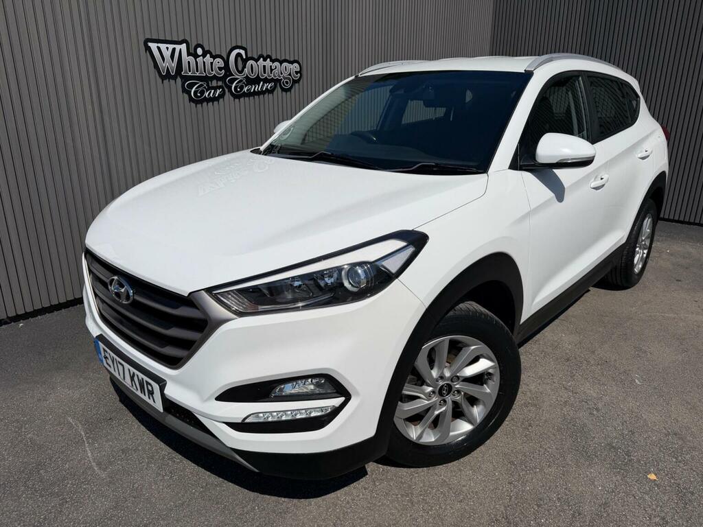 Hyundai Tucson 1.6 Gdi Blue Drive Se Nav Euro 6 Ss EY17KWR White #4