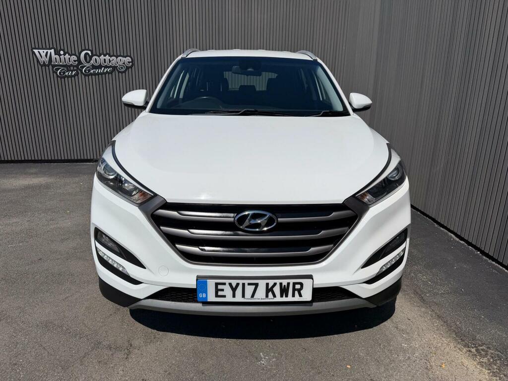 Hyundai Tucson 1.6 Gdi Blue Drive Se Nav Euro 6 Ss EY17KWR White #5