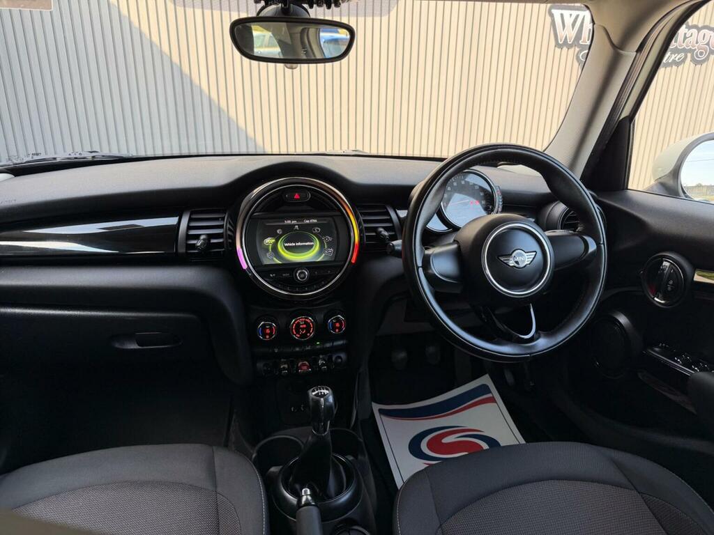 Mini Hatch 1.5 Cooper D Media XL Chili Half Leather Silver #15